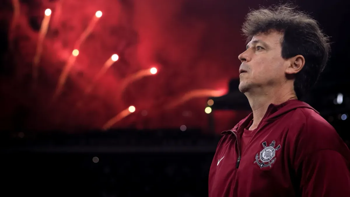 Corinthians demite Diniz após sétima derrota seguida no Brasileirão