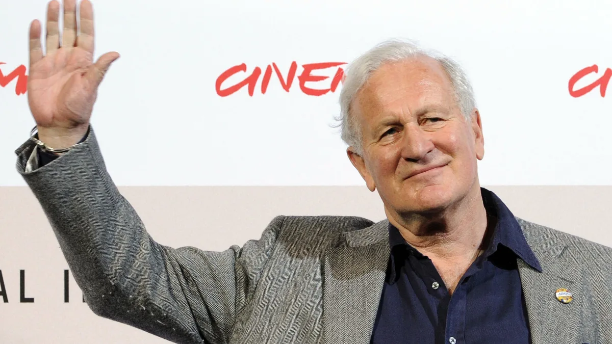 „Der City Hai“: Britischer Filmemacher John Irvin gestorben