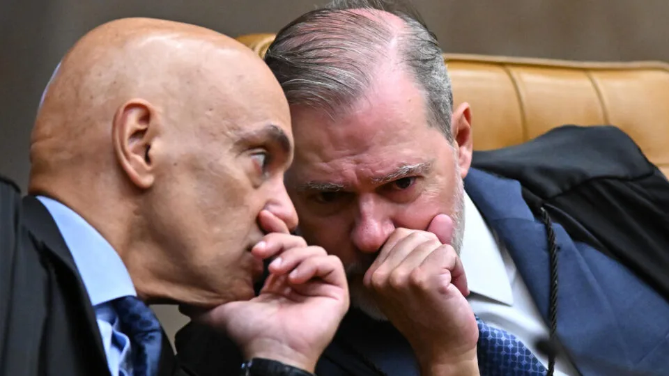 Dias Toffoli diz que foi a jantar com degustação de Macallan em Londres a convite de Moraes