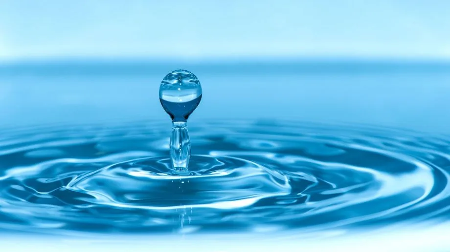 De sa formation il y a 4 milliards d'années à notre verre : la fascinante histoire de l'eau