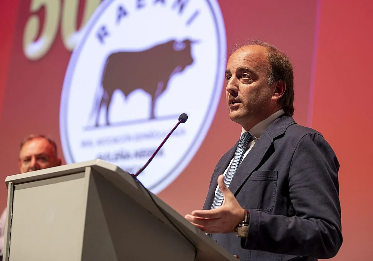 Castilla y León abona casi 600 millones de anticipo de la PAC a 50.000 agricultores