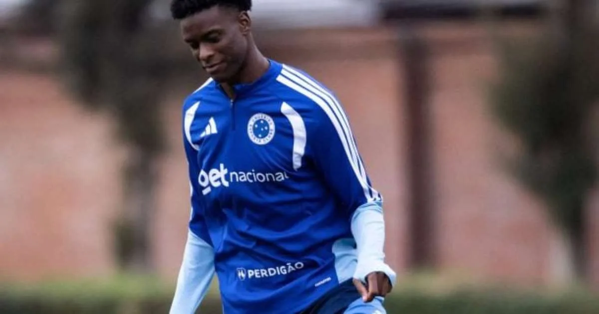 Cruzeiro tem a volta de zagueiro para equilibrar sistema defensivo