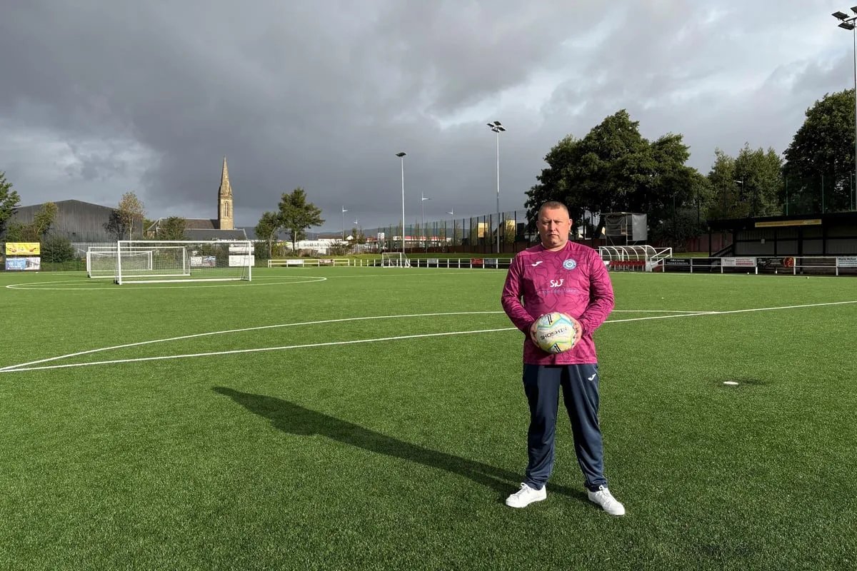 Father who had kidney transplant honours donor’s memory through football