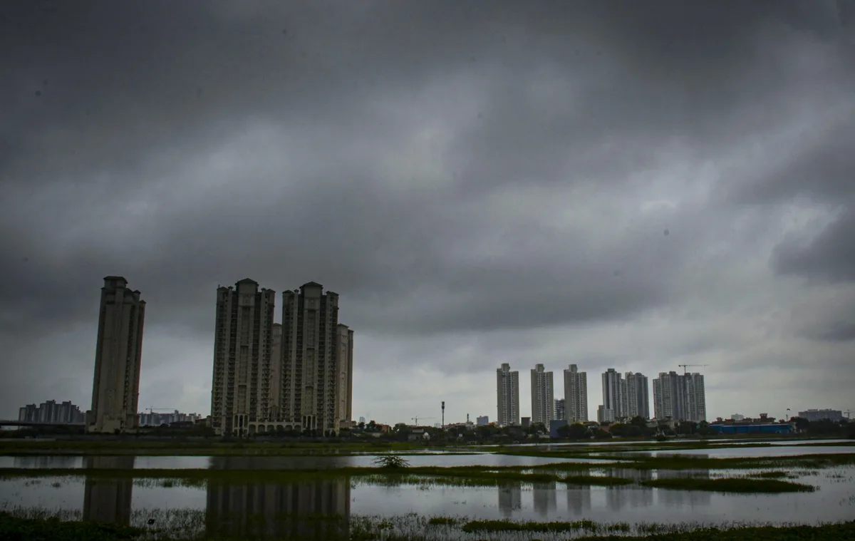 Northeast monsoon onset over southern peninsula likely in 2-3 days: IMD