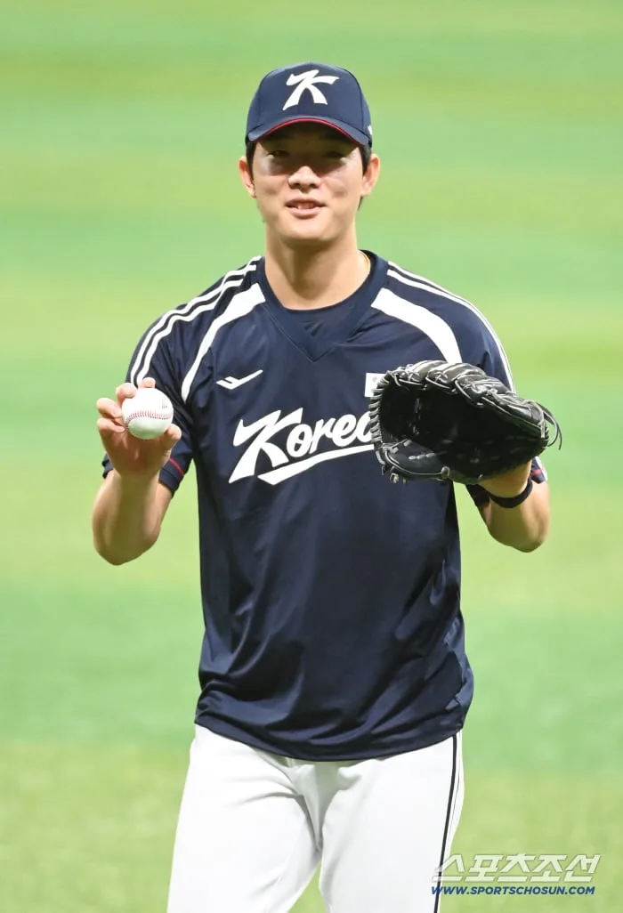 '형은 10K 노히트 했다' 이제 '다승 1위' 동생의 차례…최민석, 홍콩전 선발 전격 낙점 [나고야 LIVE]