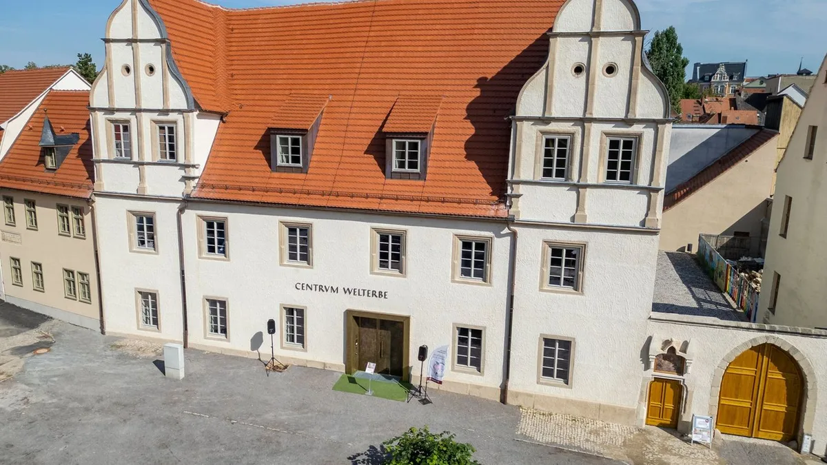 Neues Besucherzentrum: Nicht nur Tor zum Naumburger Dom: Zentrum Welterbe eröffnet