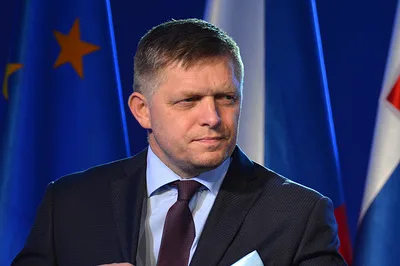 Фицо назвал ошибкой нежелание Украины заключить мир в 2022 году