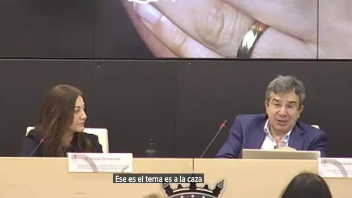 El Poder Judicial abre expediente al juez que dijo en una conferencia que las mujeres “van a la caza de la orden” de protección