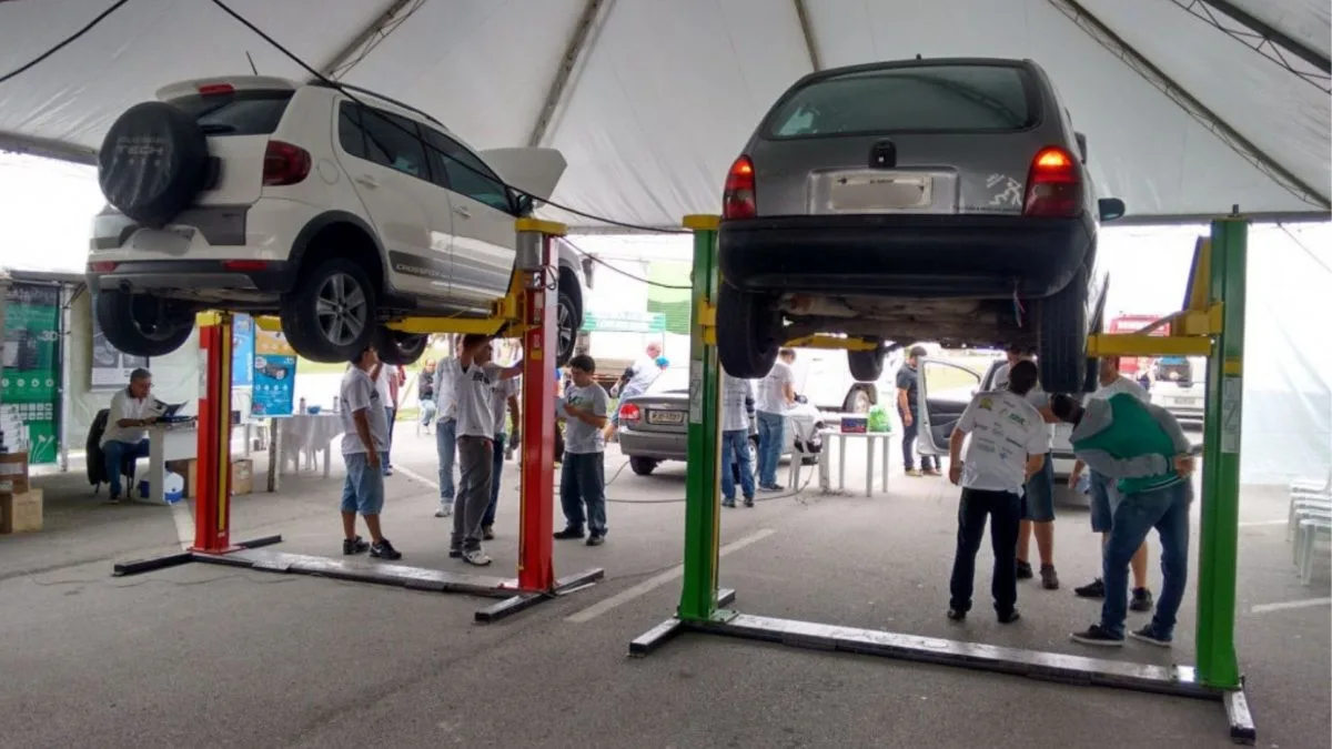 Cidade de SC recebe mutirão de inspeção veicular gratuita neste sábado com direito à vistoria de 60 itens por automóvel