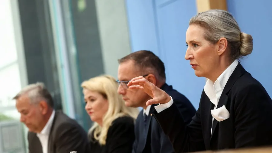+++ Wahlen +++: Jetzt live: AfD-Chefin Weidel will Gespräche mit Moskau führen