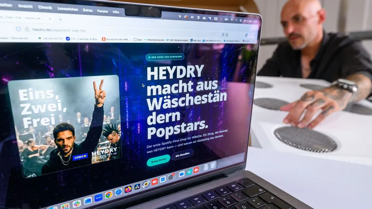 Werbung & KI: Gründer setzt bei Werbung ganz auf KI - Macht das Schule?