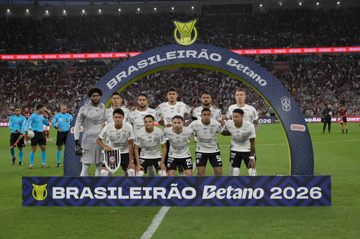 Atuações do Corinthians: zaga se destaca, mas não evita derrota no Maracanã; dê suas notas
