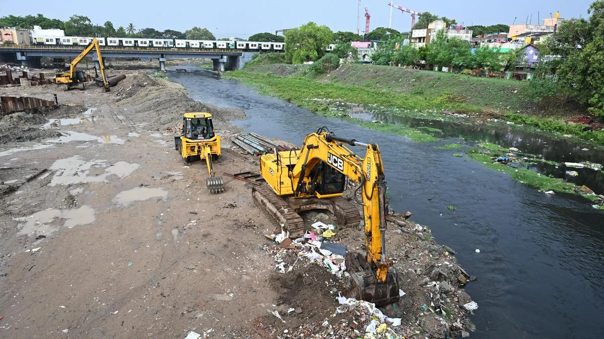 NHAI begins work to remove temporary bunds along Cooum