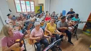 En El Paraíso dan clases de música y gastronomía