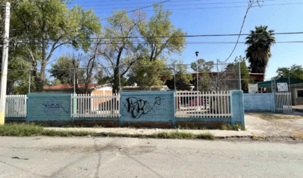 Reportan 16 escuelas vandalizadas en Coahuila previo al regreso a clases