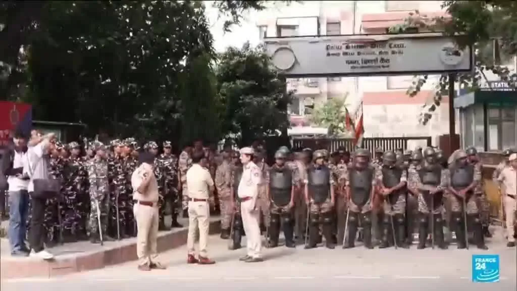Modi "fait honte" à l'Inde, juge le chef des "cafards" après sa libération