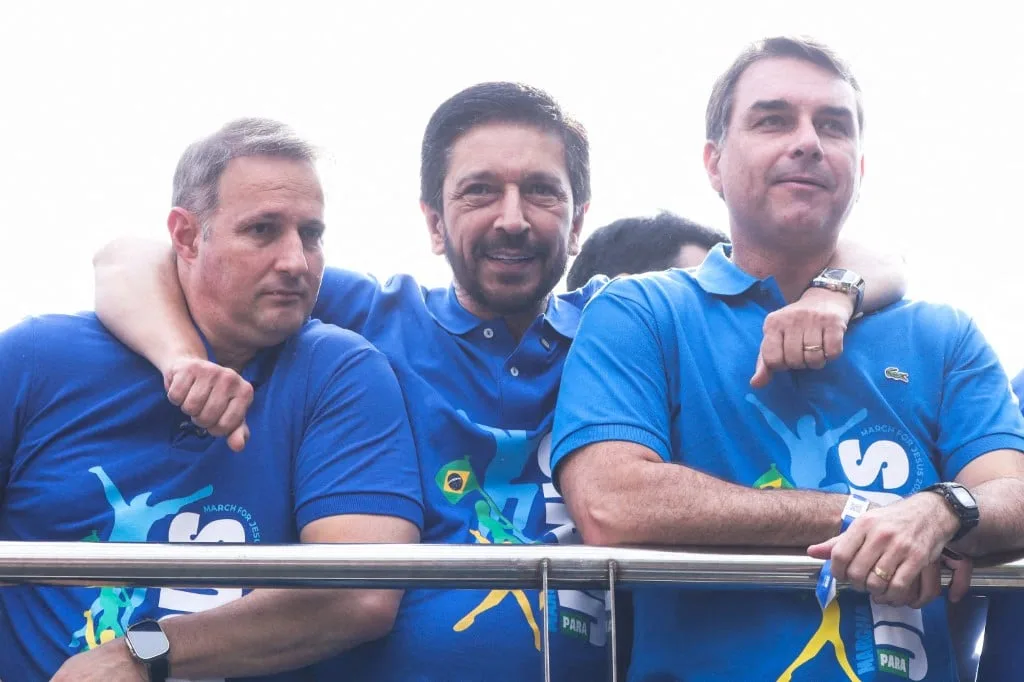 Ricardo Nunes, prefeito de SP, convoca comissionados para ato de Flávio Bolsonaro na Paulista