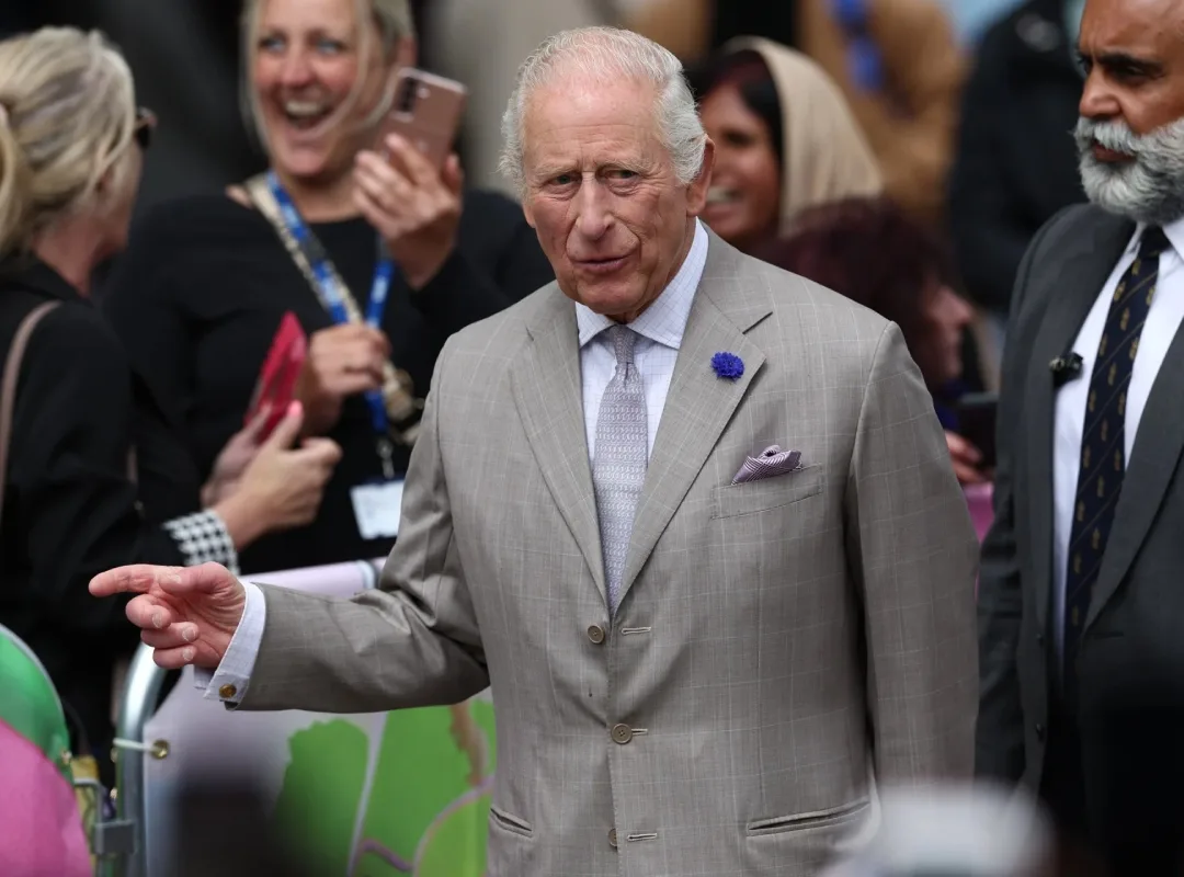 Carlos III desmiente a Charles Spencer por libro sobre Diana de Gales