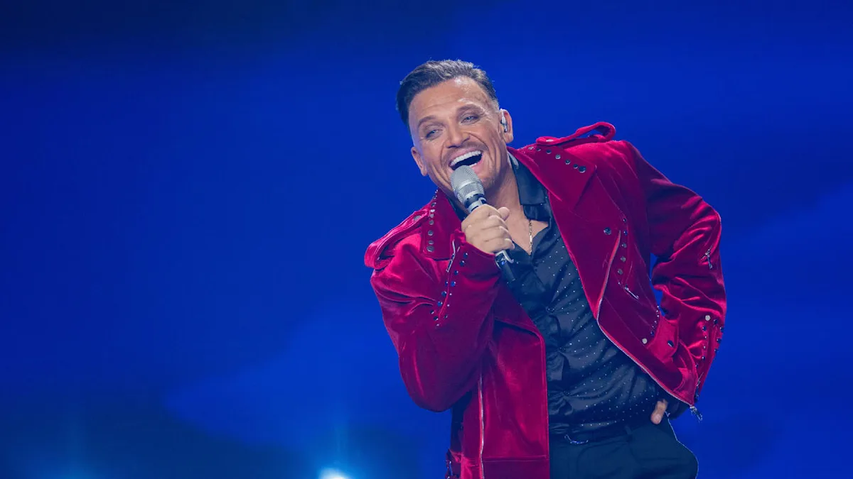 Menowin Fröhlich im Steckbrief - Doppelter DSDS-Finalist und neunfacher Vater
