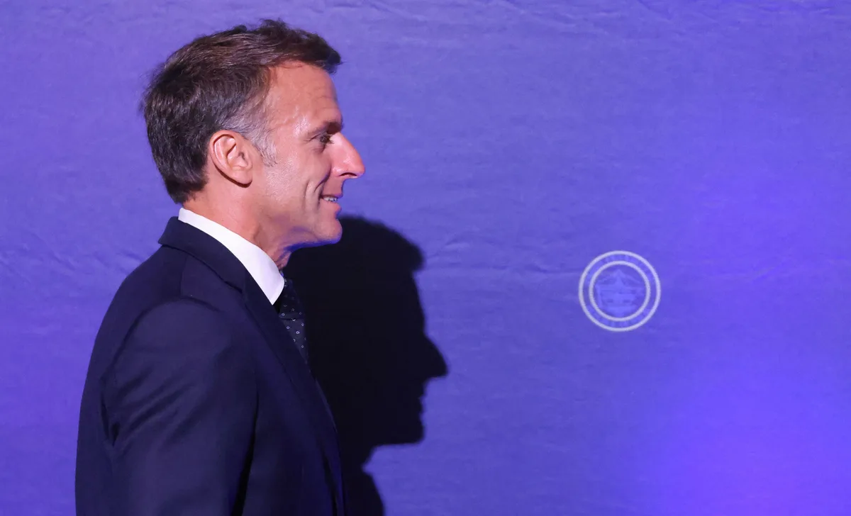 Macron no asistirá a las misas del Papa en su visita a Francia