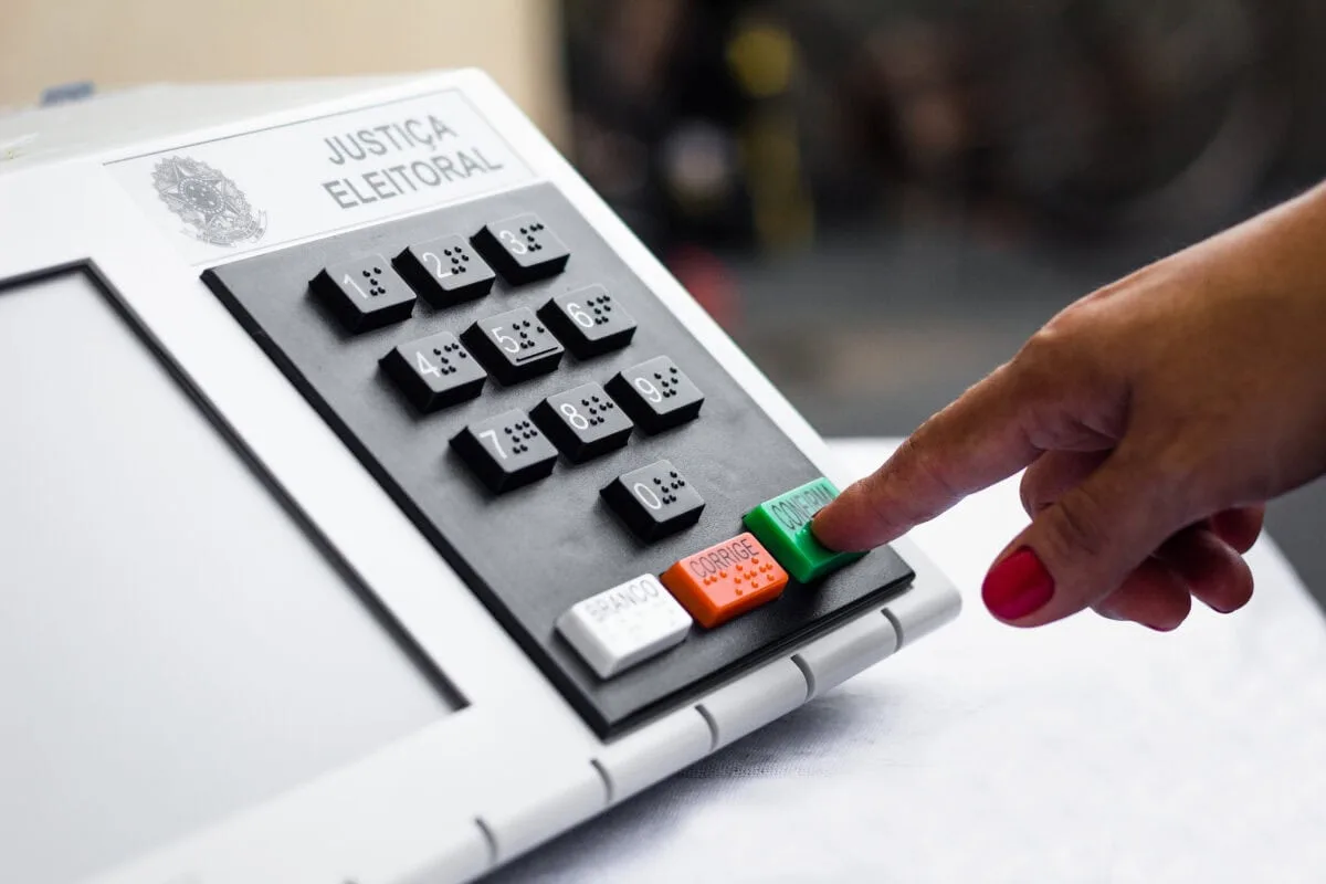 Acre tem quase 1 em cada 7 eleitores com voto facultativo, aponta TSE