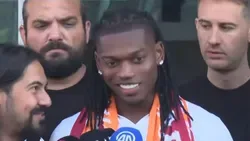 Leão confirma nega ao Aston Villa: «Galatasaray pressionou desde junho»