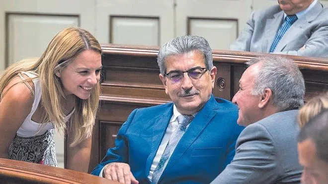 Nueva Canarias, Podemos, Sumar e IU se unen para ir al Congreso bajo la marca Unidad del Pueblo Canario