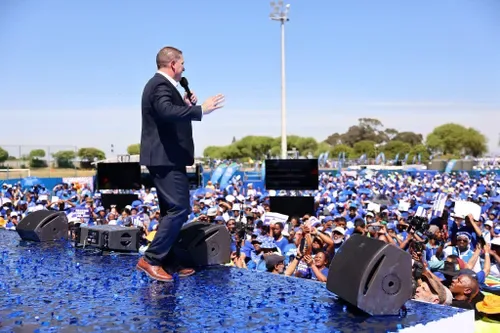 Keep rivals out of our councils, Hill-Lewis tells DA’s final Western Cape rally