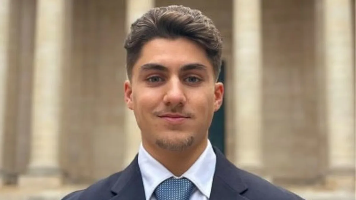Tiene 22 años, se graduó con honores y paga 520 euros para vivir con un jubilado en París: “Soy afortunado”