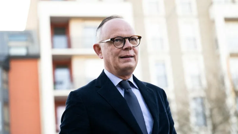"Chaque établissement sera contrôlé au moins tous les trois ans": Édouard Philippe veut créer une "inspection nationale de l'enfance"
