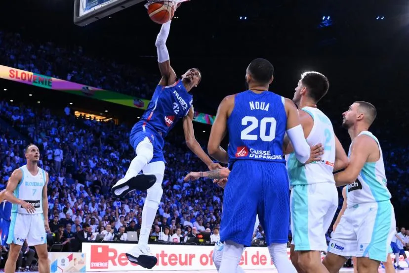 L'équipe de France écrase la Slovénie pour son entrée dans le 2e tour de qualifications de la Coupe du monde