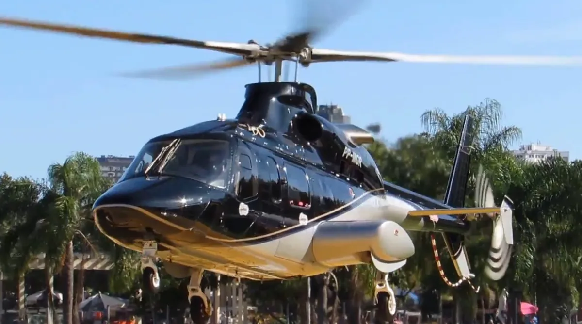 Dona de helicóptero em que Rick estava diz que aeronave foi emprestada ao cantor e confirma desaparecimento
