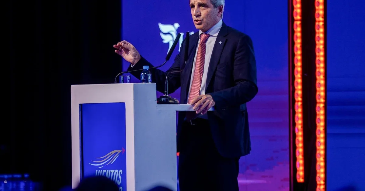 Caputo, sobre el Presupuesto: "Vamos a estar presentando por cuarto año consecutivo superávit fiscal"