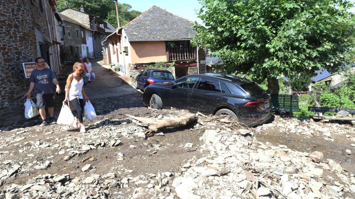Las intensas lluvias por la DANA en media España se cobran dos vidas y causan grandes destrozos en León y Castellón