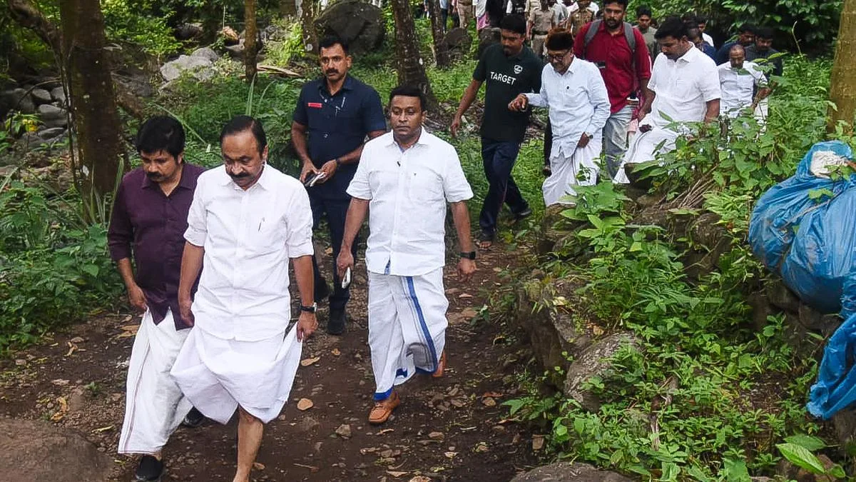 Keralam will unveil district-specific disaster management plan in three months, says Satheesan