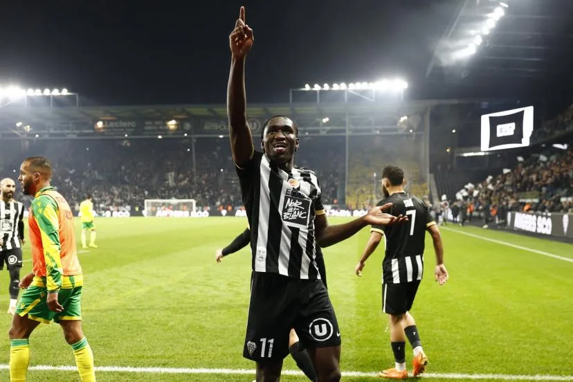 Mercato : l'ancien Angevin Sidiki Chérif débarque à Coventry en provenance du Fenerbahçe pour 25 millions d'euros
