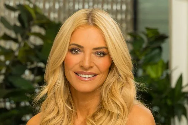 Tess Daly's 'unavailable' message to women after Vernon Kay split