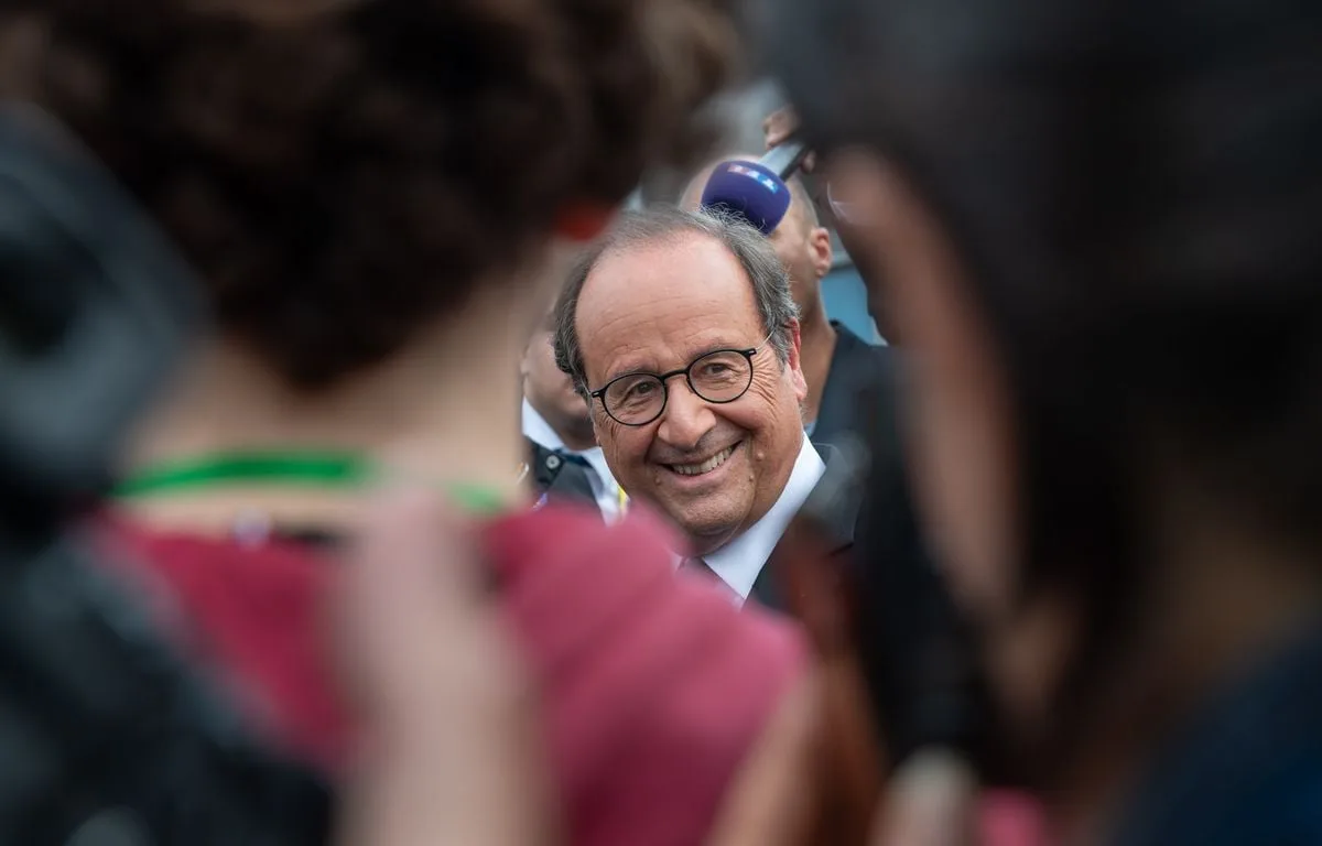 Présidentielle 2027 : Hollande fera savoir fin décembre s’il sera candidat mais admet être en campagne