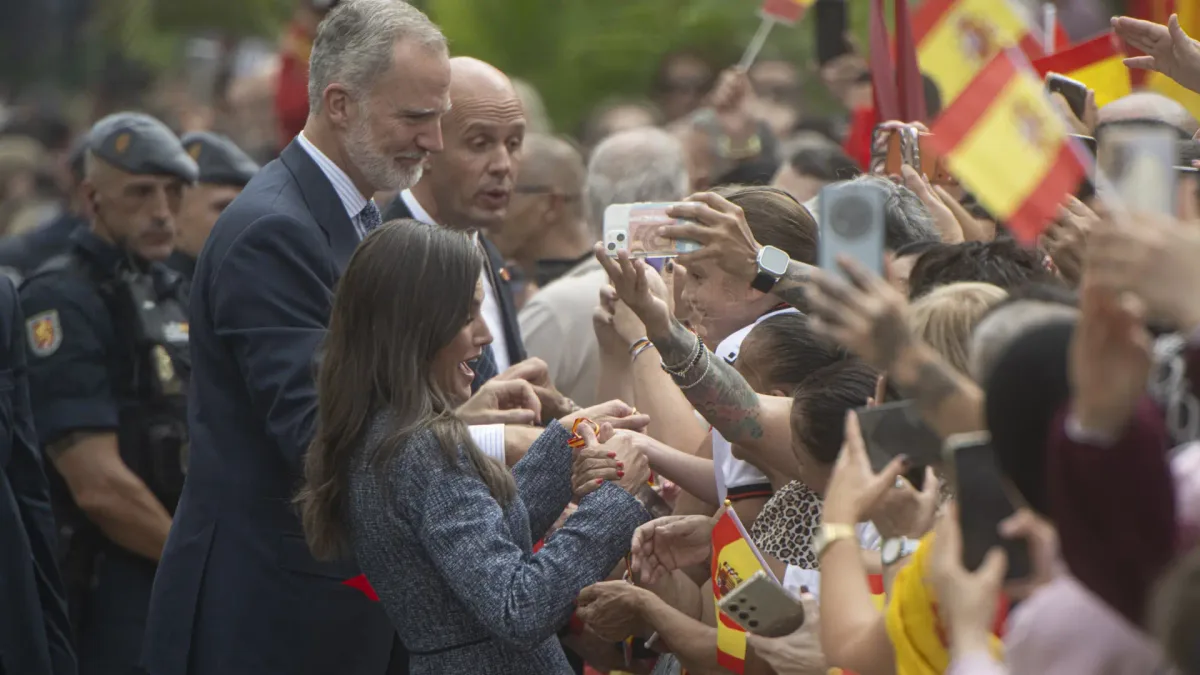 Los Reyes se vuelcan con Ceuta en su primera visita a la ciudad: "Había una deuda que hoy saldamos"