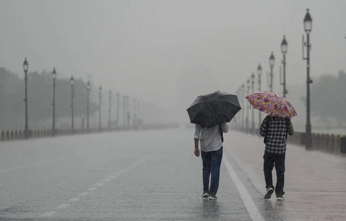 Light rain brings relief in Delhi as monsoon remains active across India