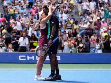 Sabalenka and Djokovic fall in first match as the US Open mixed doubles begins
