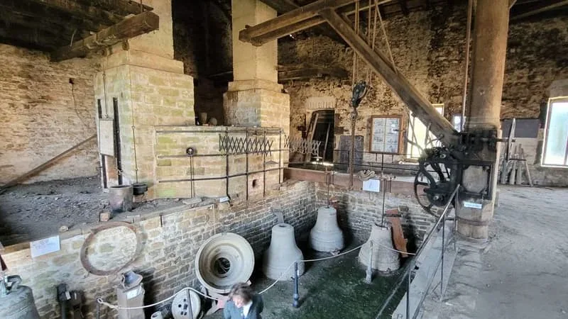 Des cloches volées qui réapparaissent: l'étrange larcin dans un musée des Vosges