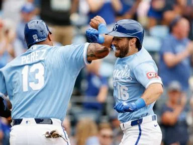 Loftin and Rave HRs, Isbel's 3 RBIs help Royals win 8th straight game, 11-7 over Tigers