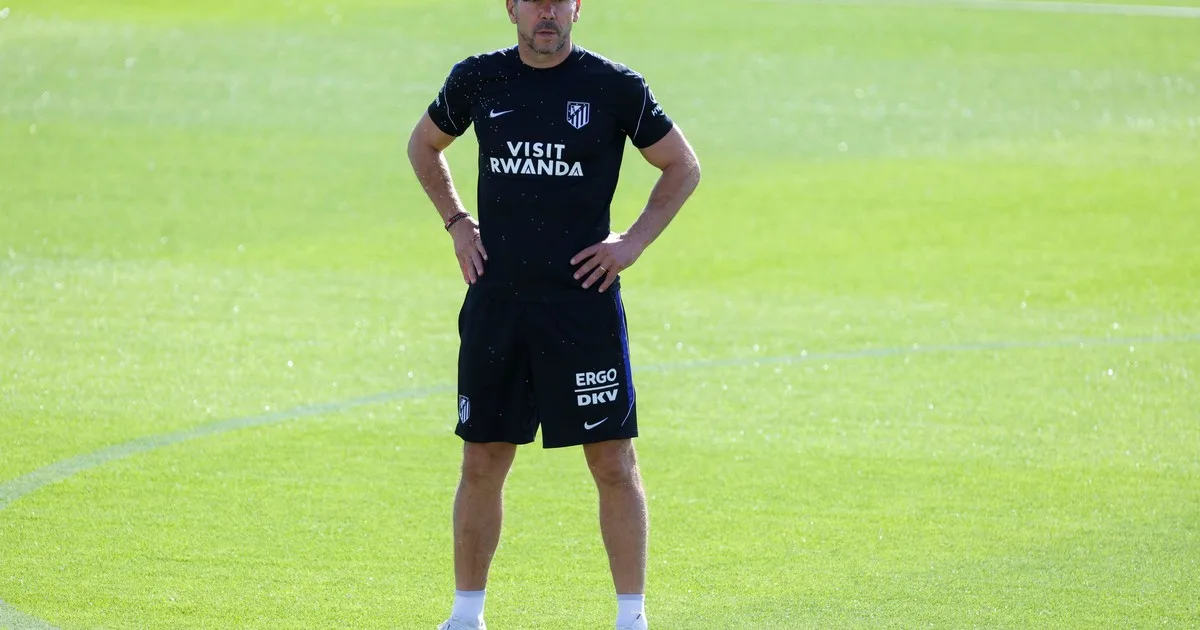 Diego Simeone confirmó que Julián Álvarez estará disponible para el clásico contra Real Madrid
