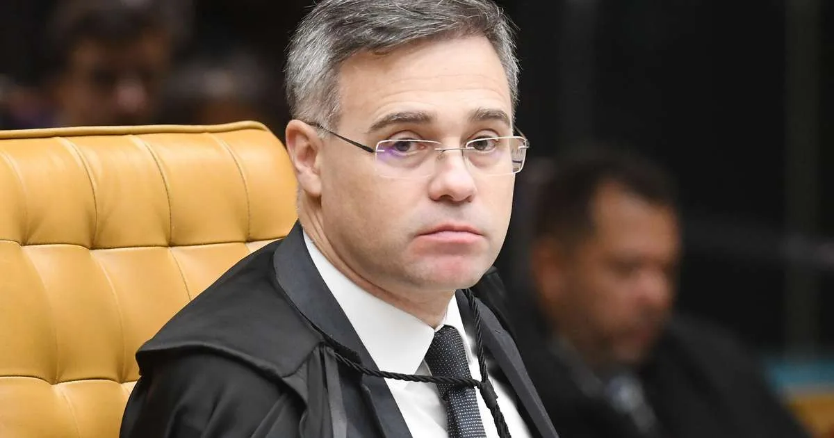 Mendonça negou pedido da PF para impedir que mulher que estava com Sicário viajasse a Dubai