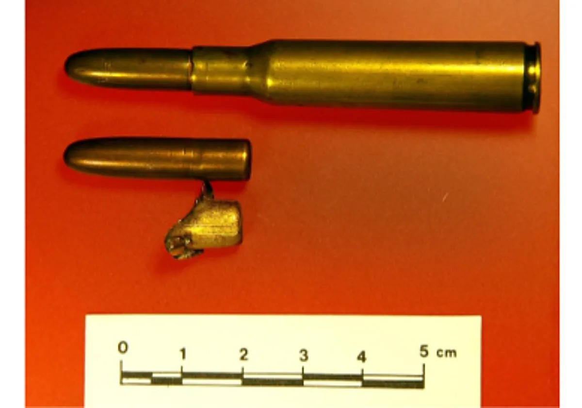 En la escena del crimen de Lorca (III): la bala de Mauser que mató al poeta