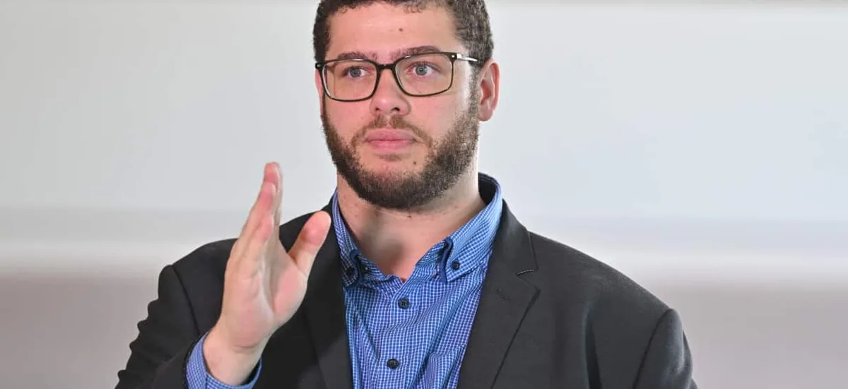 Greens senator takes leave following allegations of inappropriate comments