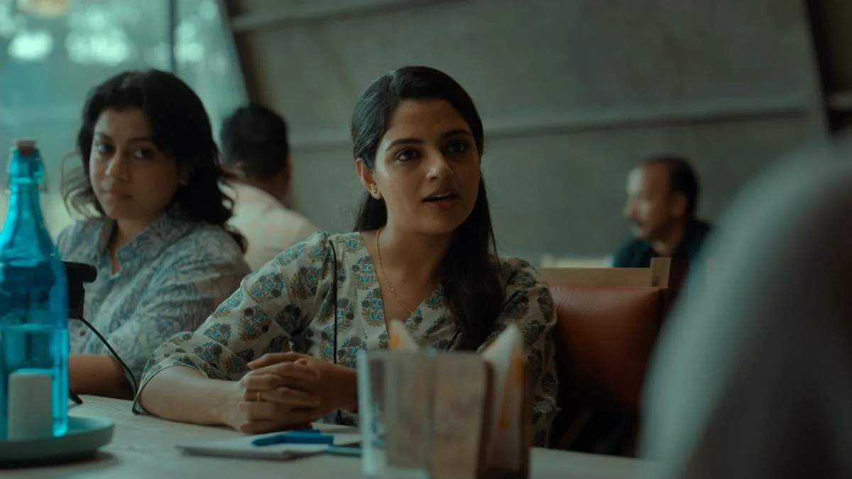 ‘Eyes’ series review: Manu Ashokan’s show pans in on stalking, sans the romanticising