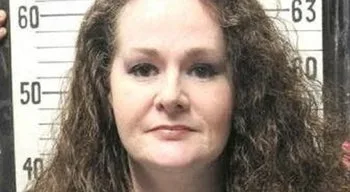 Tennessee. Mulher que sobreviveu a duas injeções letais volta para a prisão
