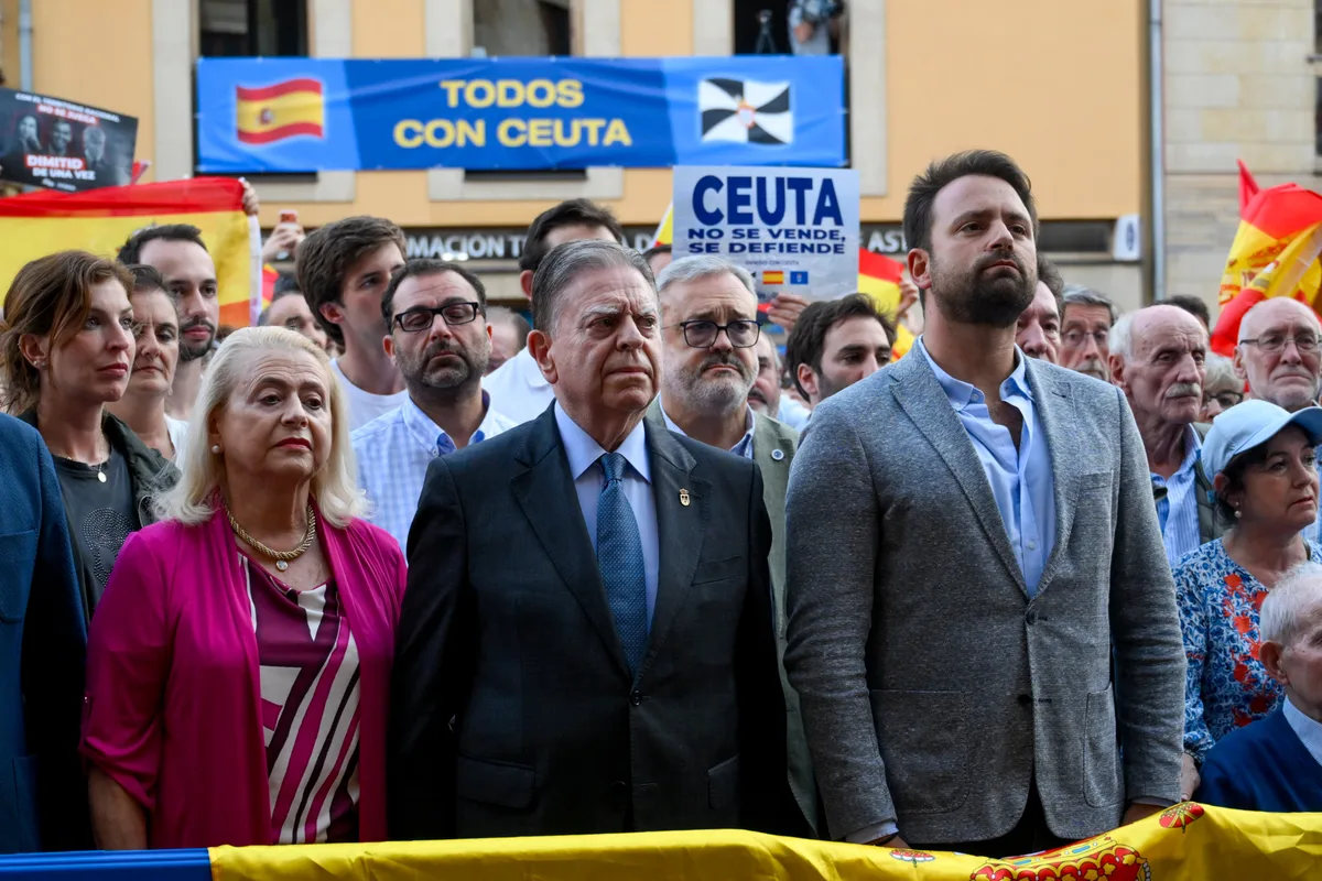 El alcalde de Oviedo, sobre los ultras que agredieron a dos militantes de izquierda: “Son chavales. No creo que sean mala gente”